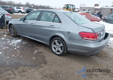 2014 Mercedes-Benz E 350 4Matic z USA, uszkodzony, nr VIN WDDHF8JBXEA835207